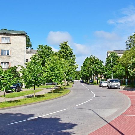 Travel Apartment Ventspils Exteriör bild