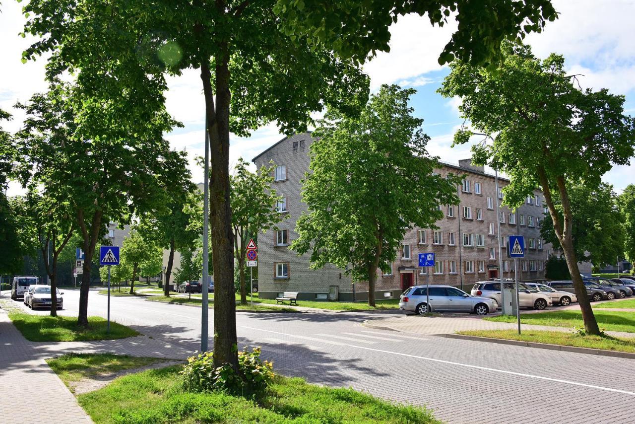 Travel Apartment Ventspils Exteriör bild